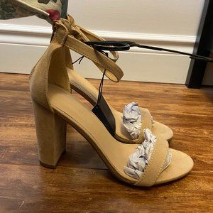 NEW Open Toe Buckle Strap Block Heel Sandal